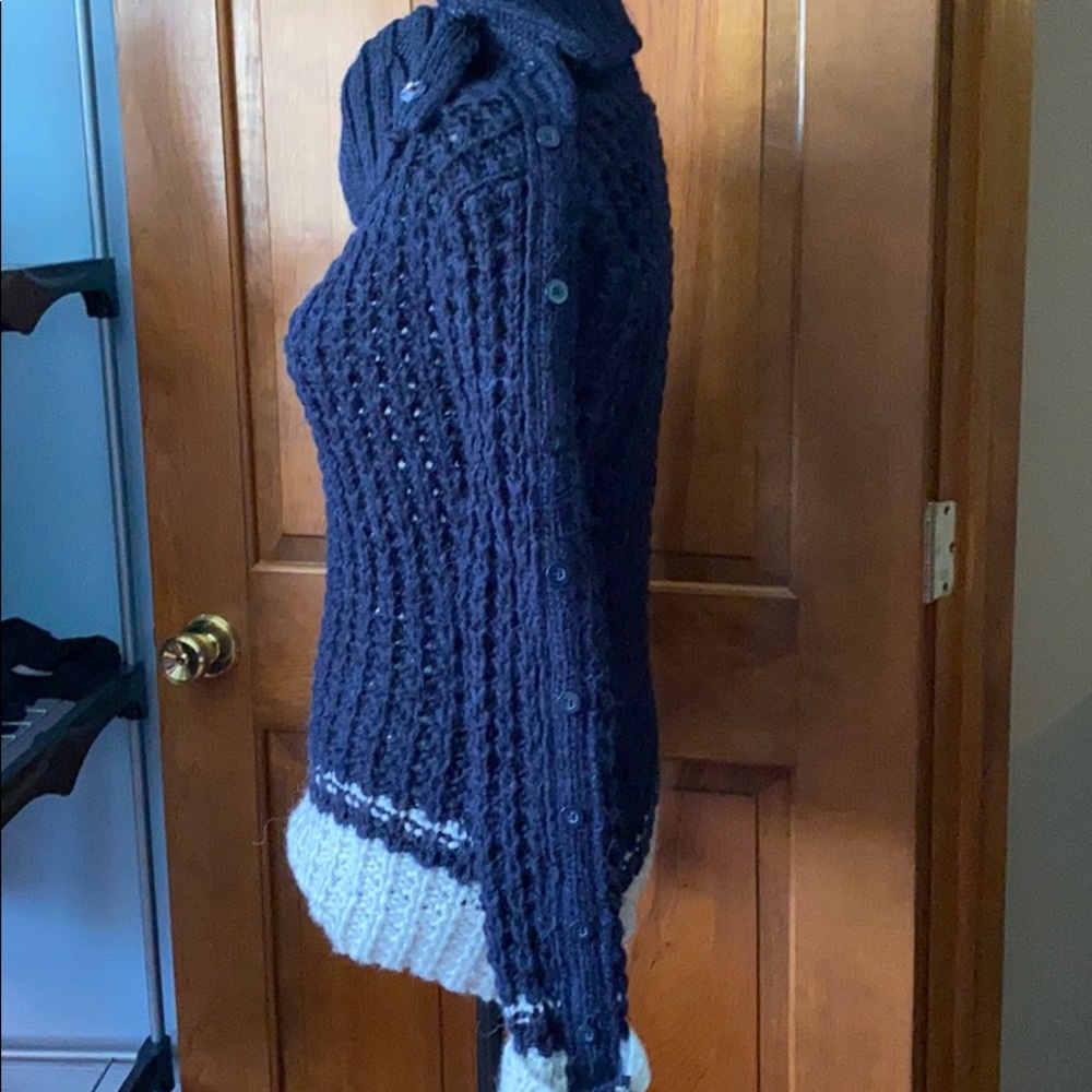 Sweater - Picture 2 of 3